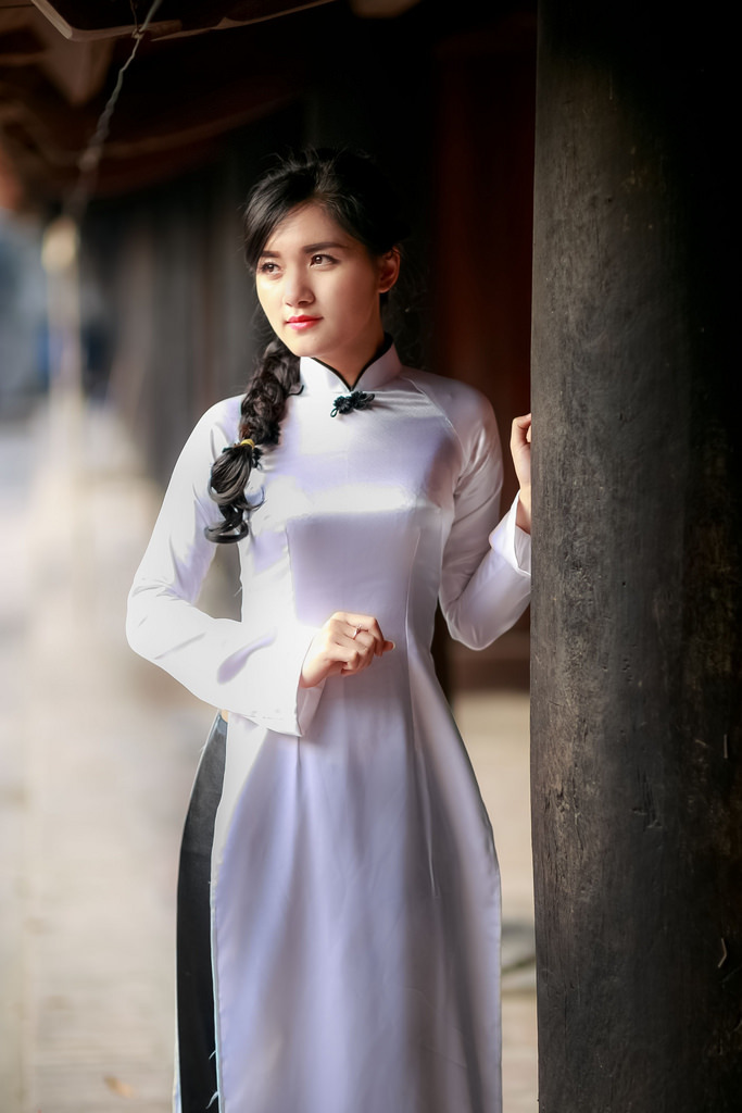 女教师巨大乳孔中文字幕